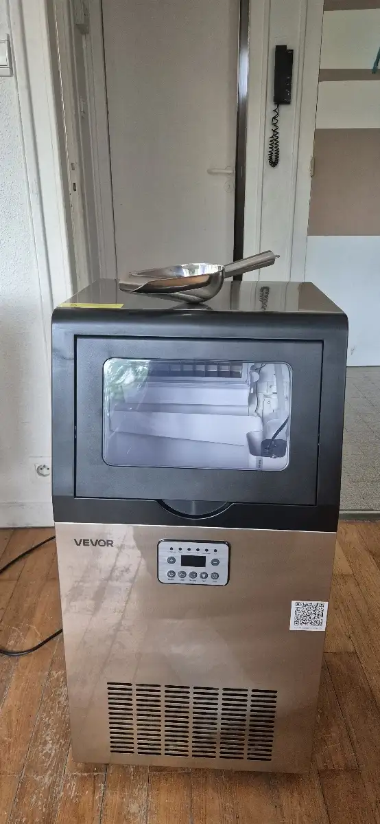 Machine à glaçons 45kg/24h